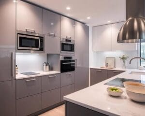 Praktische Einbau-Mikrowellen für mehr Platz