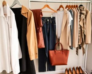 Welche Modeklassiker gehoeren in jeden Kleiderschrank?